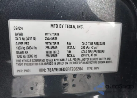 2024 Tesla Model Y Long Range Dual Motor All-Wheel Drive/Rwd z USA, uszkodzony, nr VIN 7SAYGDED6RF206264